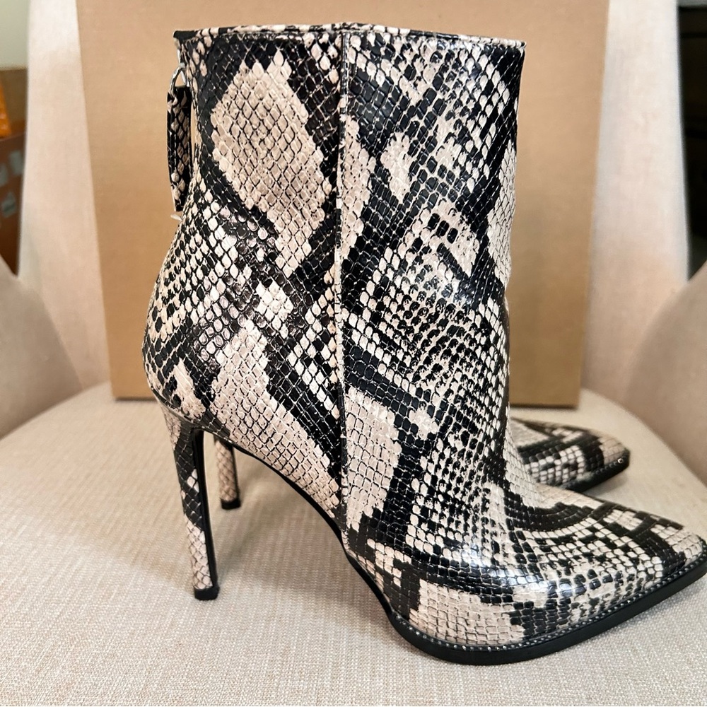 Steve Madden Monochrome Snake Print Heeled Boots - Picture 6 of 10